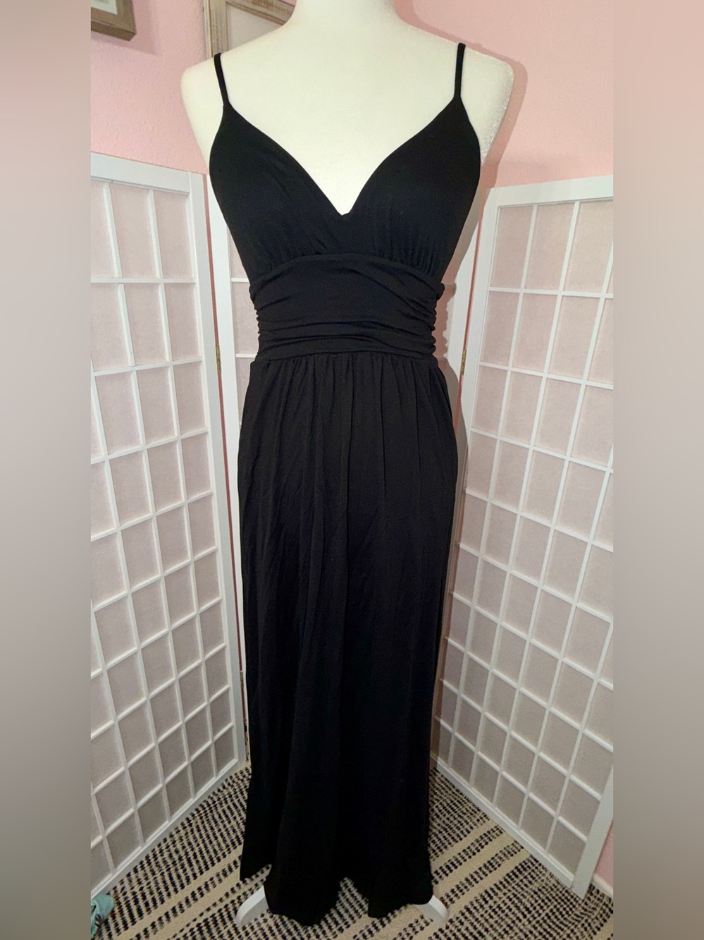 Susana Monaco Gather Waist Side Slit
NWOT 
Size Small - Picture 2 of 5